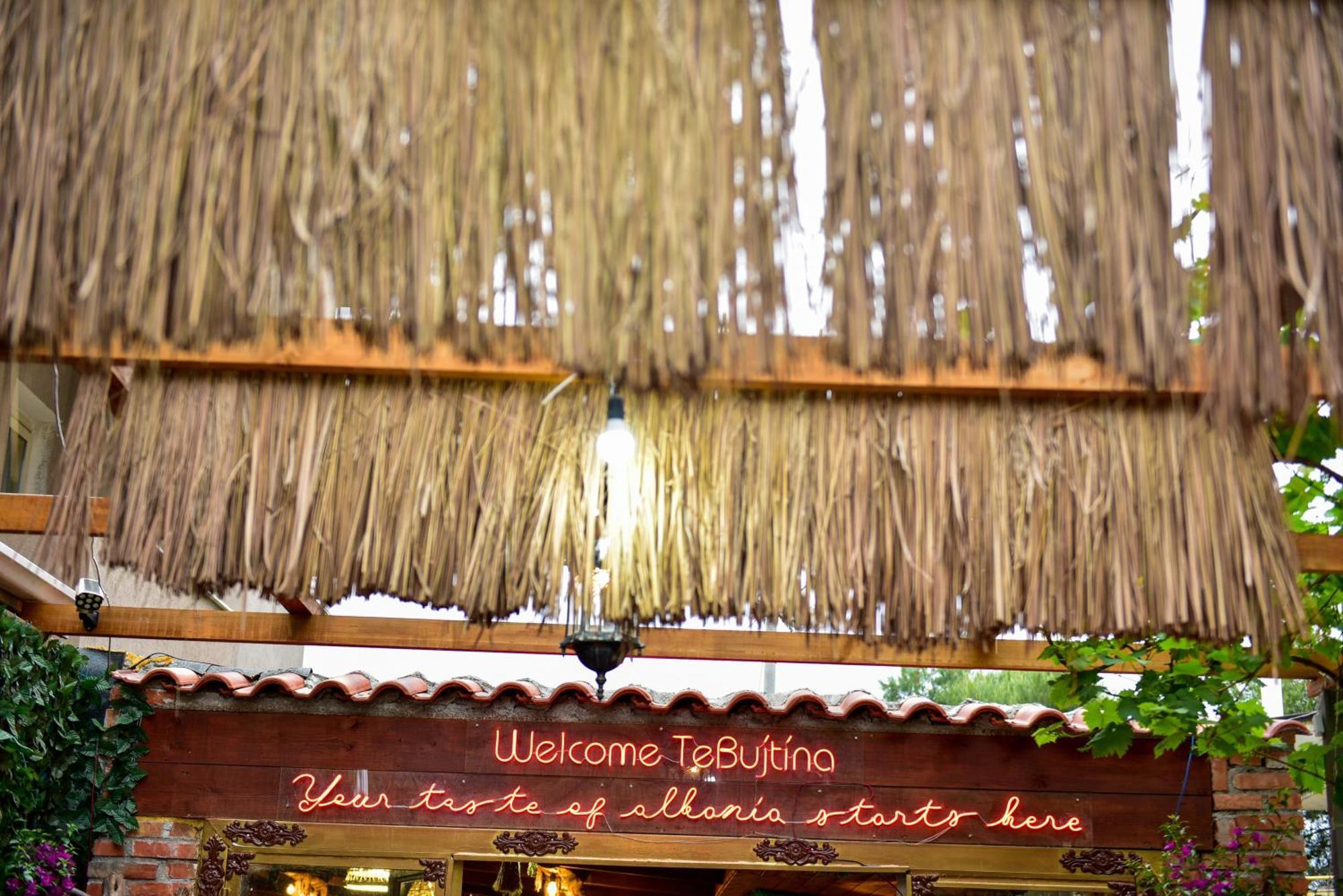 Te Bujtina Hotel- Cozy Stay With Traditional Breakfast Near Beach Golem  Dış mekan fotoğraf